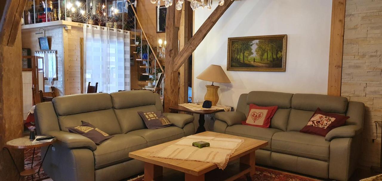 Ferme Savoyarde Renovee 2 Chalet